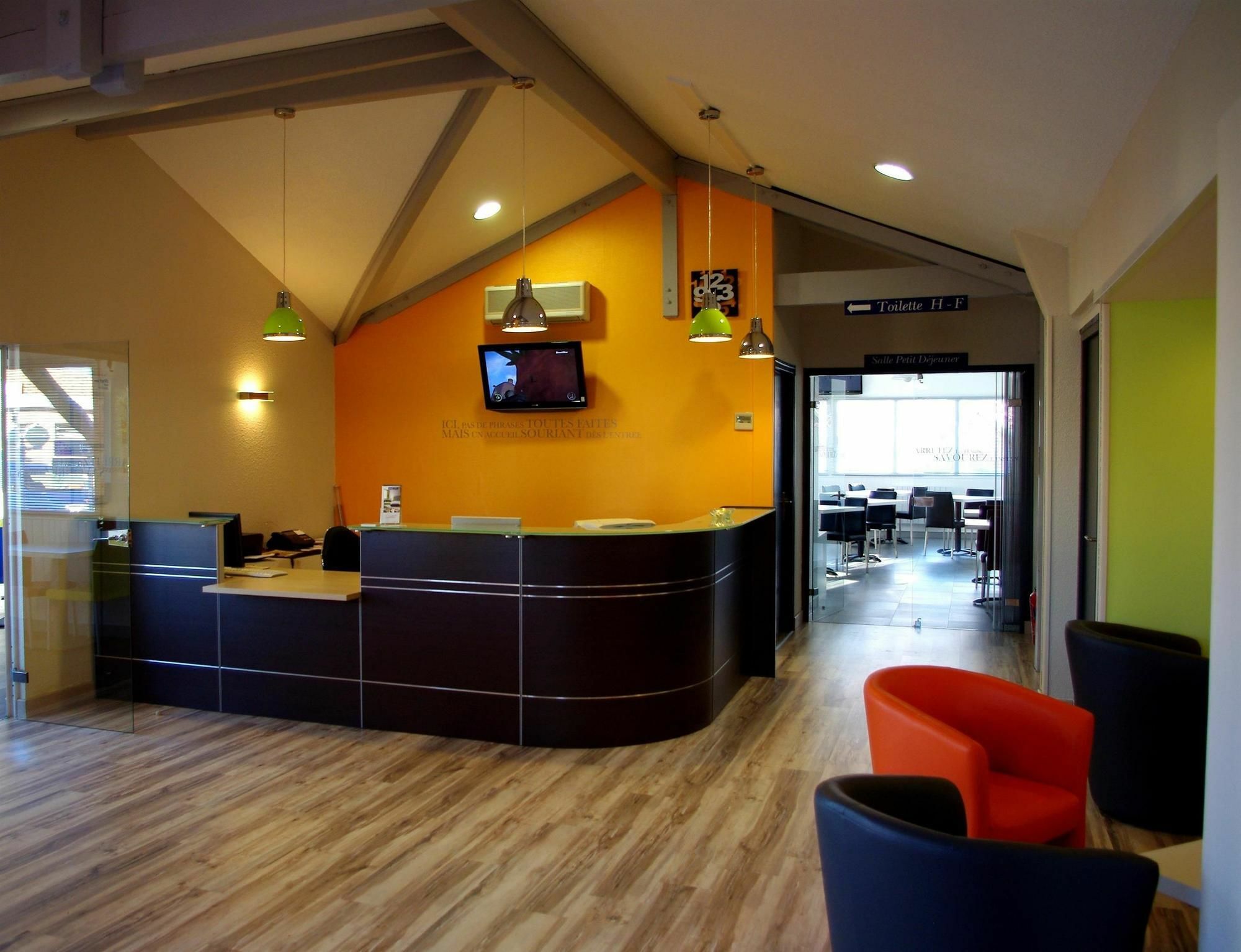 Hotel Kyriad Montauban Beltér fotó